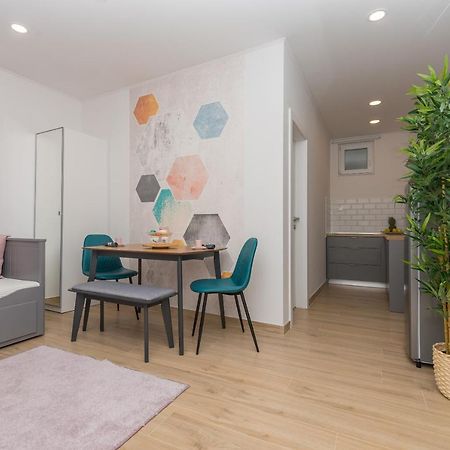 Apartment Maro - Baska Voda Luaran gambar